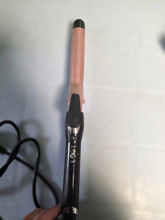 Source Unknown Other - Pink & Black Curling Iron